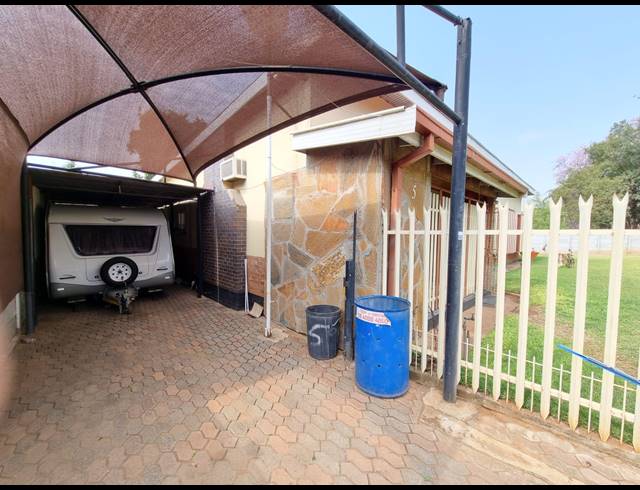 3 BEDROOM HOUSE FOR SALE IN BO-DORP